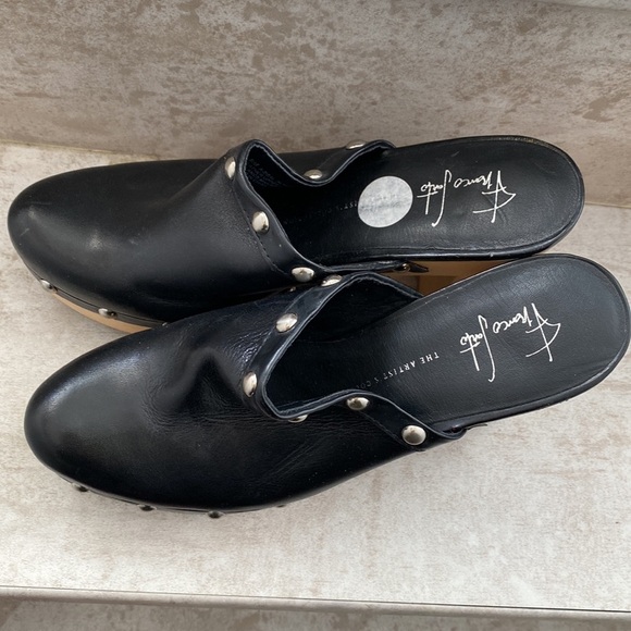 Franco Sarto Clog Heels - Picture 7 of 7